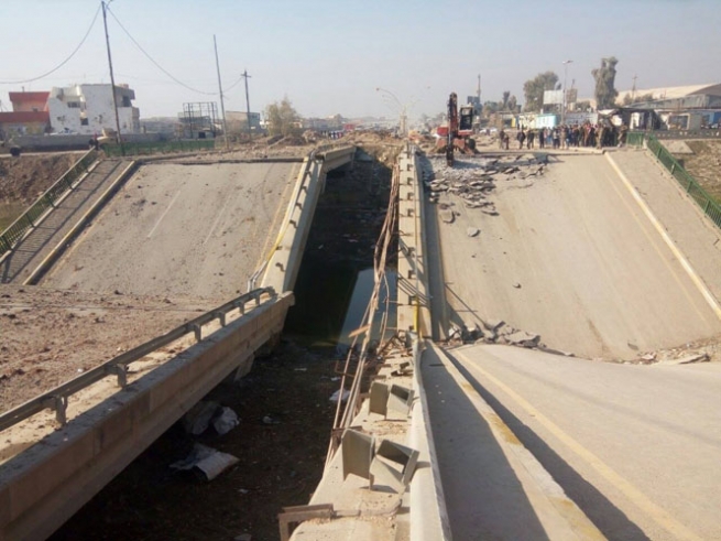  مووسڵ.. بە هەماهەنگیی هاووڵاتیان دەست بە ئاوەدانکردنەوەی شارەکە کراوە 